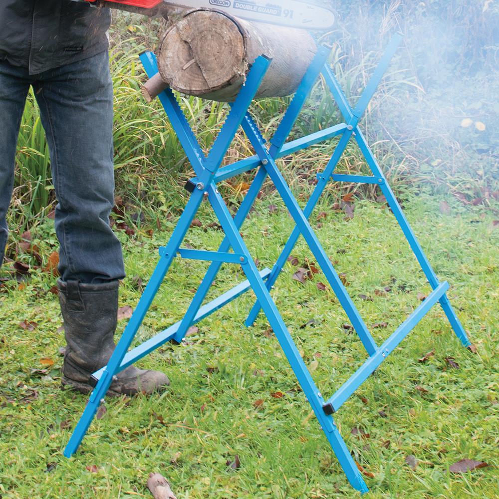 Chevalet de sciage pour bûches de bois de chauffauge Silverline 127998 :  Outillage professionnel pas cher, bricolage et visserie discount